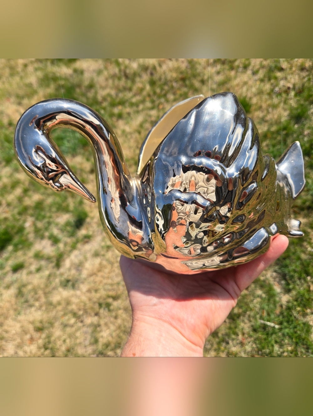 Bright/Shiny Platinum Glazed Porcelain Swan Planter